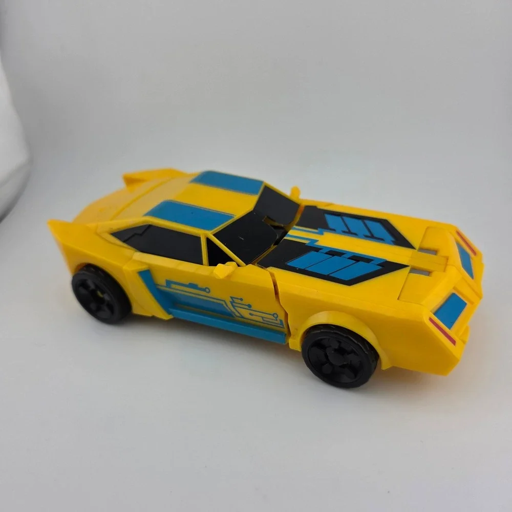 Transformers Robots‎ in Disguise Bumblebee Action Figure Yellow Blue Hasbro